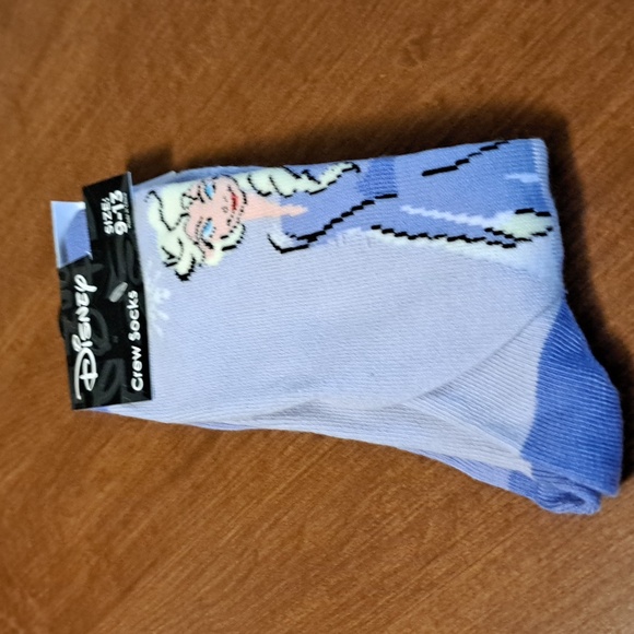 Disney frozen crew socks/ BUNDLE ONLY 2or more items - Picture 1 of 4